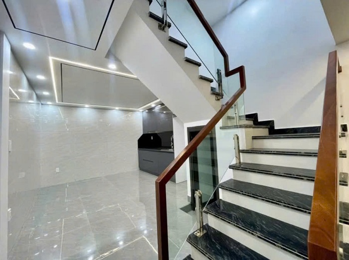 Bán Nhà 3 Tầng Có Sân Cổng, Mặt Ngõ Ô Tô – Phương Lưu, Hải An, Hải Phòng